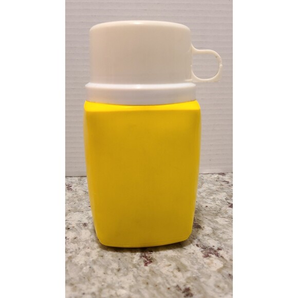 Vintage Smurf Thermos Complete w/Cup & Lid Smurfette Yellow - Picture 4 of 6